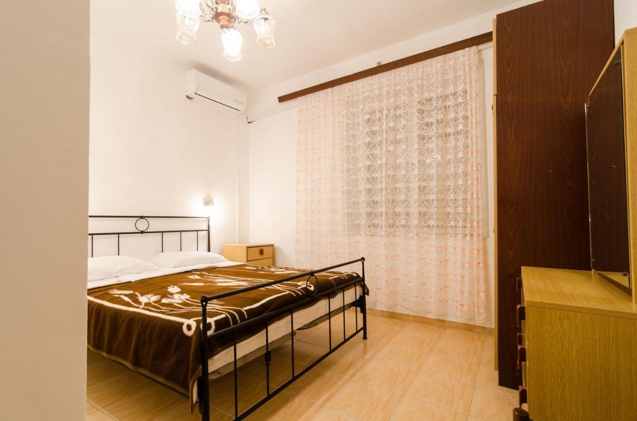 Guest House Kiko Pomena Exterior photo