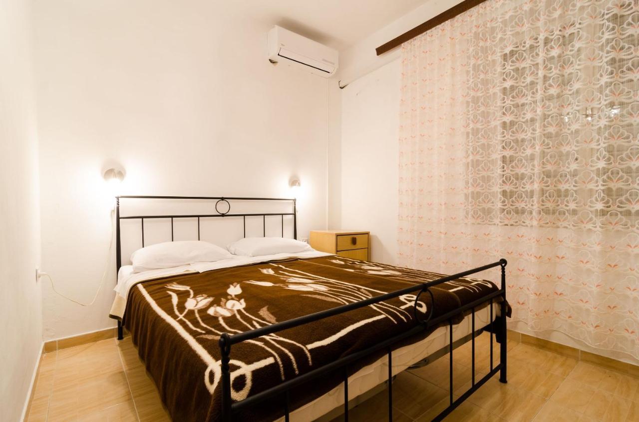 Guest House Kiko Pomena Exterior photo